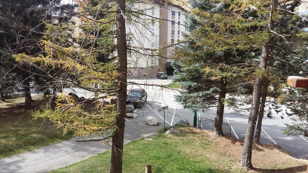 Le Tyrol Lägenhet Les Deux Alpes Exteriör bild